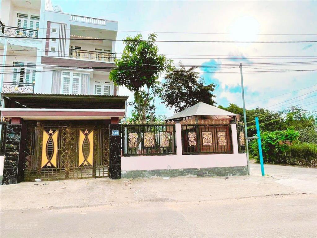 Bán nhà 3 tầng, 2 mặt tiền đường ngô quyền và hà huy giáp tại xã xuân an thành phố long khánh !