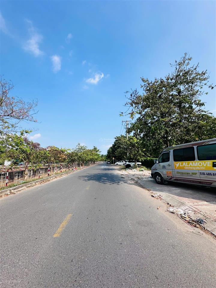 Đất hiếm, khu phân lô đồng bộ, ngang bề thế 7m, ngay bệnh viện đa khoa thủ đức, 95m2, chỉ 7,5 tỷ