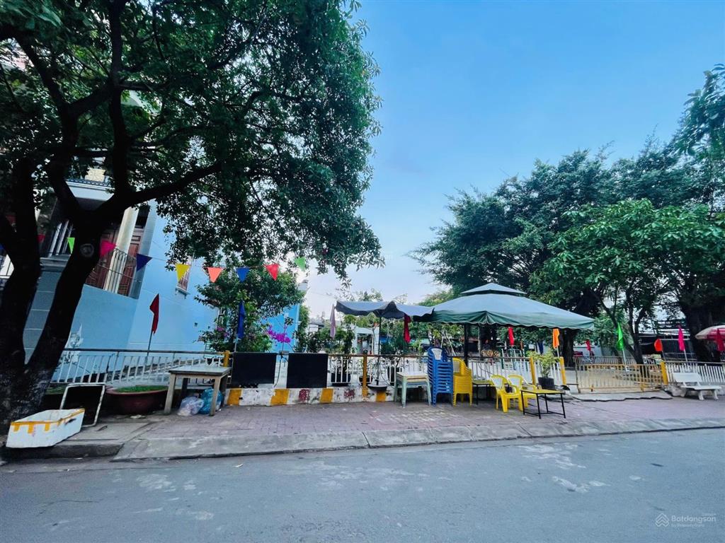 Vip nhất linh chiểu ,nhà 4 tầng ,khu himlam , 81m2, 4pn ,view công viên ,cây xanh vỉa hè chỉ 14 tỷ