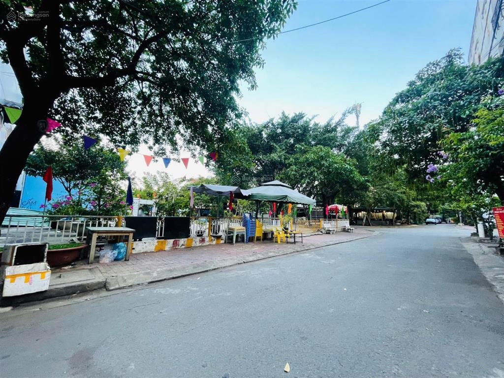 Vip nhất linh chiểu ,nhà 4 tầng ,khu himlam , 81m2, 4pn ,view công viên ,cây xanh vỉa hè chỉ 14 tỷ