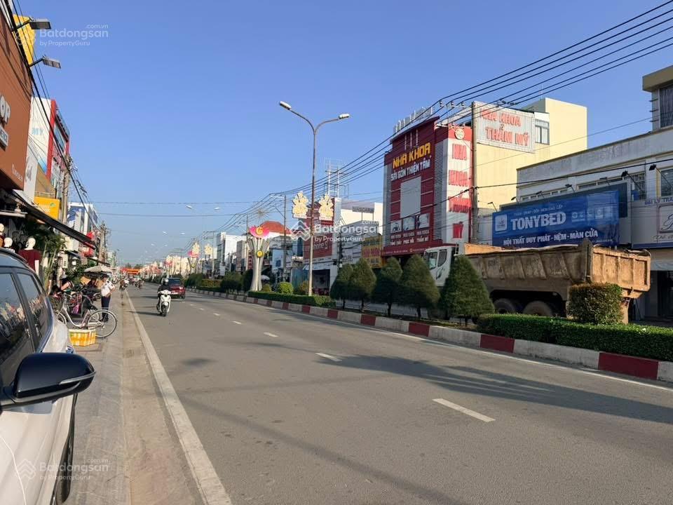 Bán đất tại phước tân, 21 tỷ, 1605 m2, đẹp, nhiều tiện ích