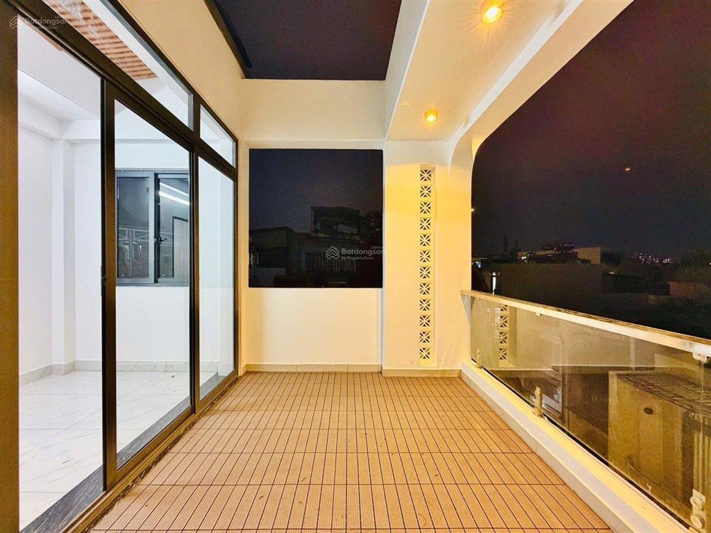 Siêu phẩm gò vấp  hẻm xe hơi nội bộ  nhà 4 tầng sát chợ!