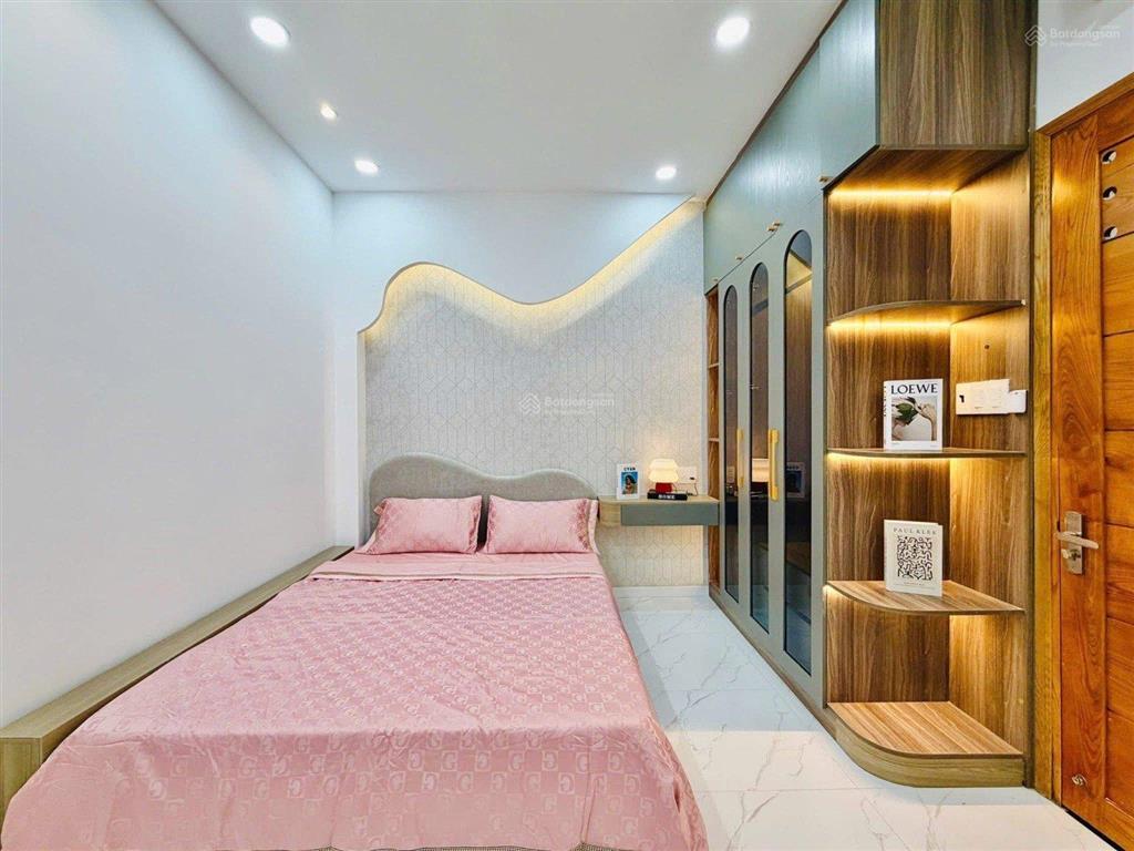Siêu phẩm gò vấp  hẻm xe hơi nội bộ  nhà 4 tầng sát chợ!
