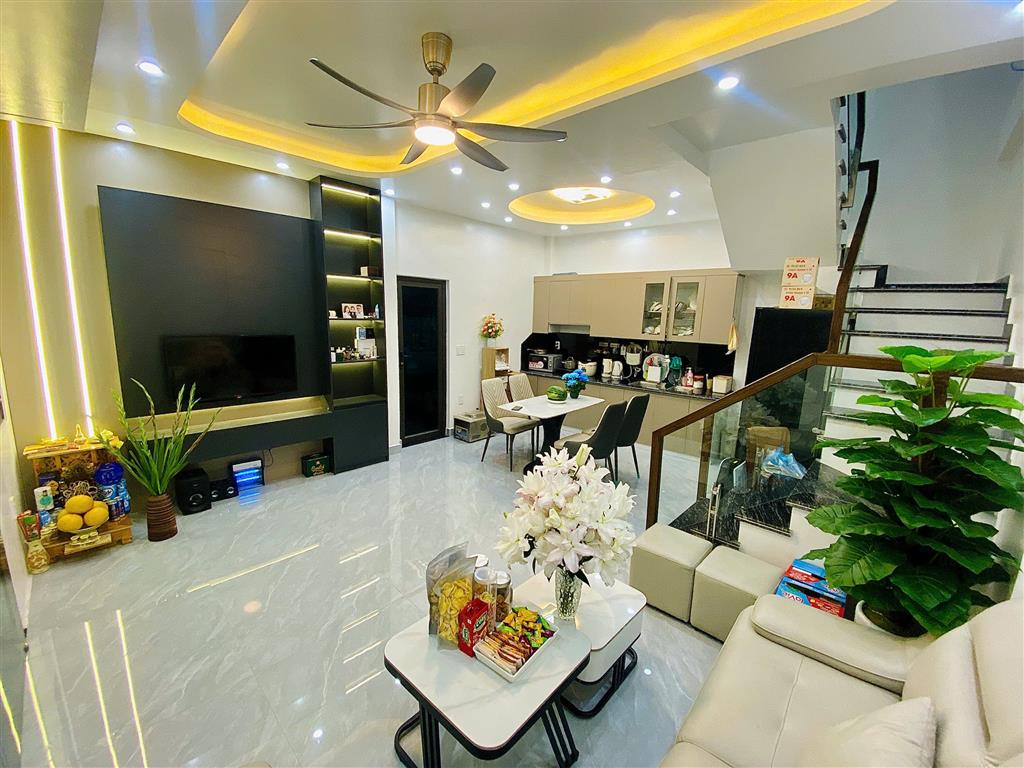 BÁN NHÀ LÔ GÓC ĐỘC LẬP MỚI TINH - NGÕ 80 DƯ HÀNG