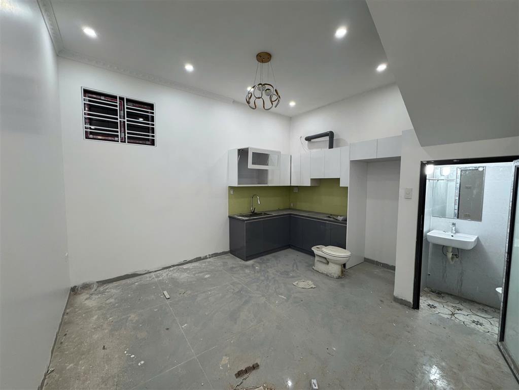 MỞ BÁN DÃY 7 CĂN XÂY MỚI TINH – ĐÔNG TRUNG HÀNH