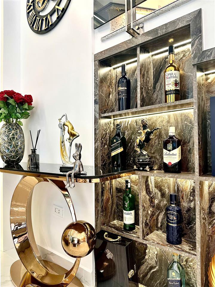 NHÀ XÂY MỚI 3 TẦNG – GẦN VƯỜN HOA NGUYỄN TRÃI

Diện tích gần 80m², xây 3 tầng độc lập