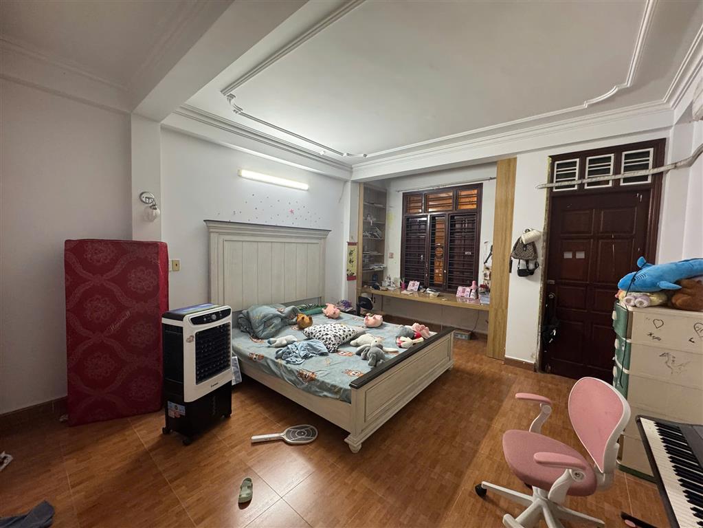 NHÀ 4 TẦNG GÓC DÂN – TUYẾN 2 QUÁN NAM, LÊ CHÂN