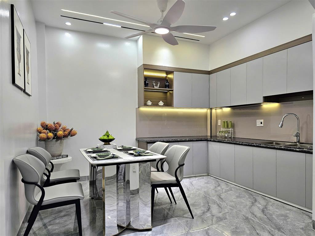 BÁN NHÀ XÂY MỚI – CHỢ HÀNG THÔNG, HỒ SEN

Diện tích: 42m² (thực tế 44m²) x 4 tầng