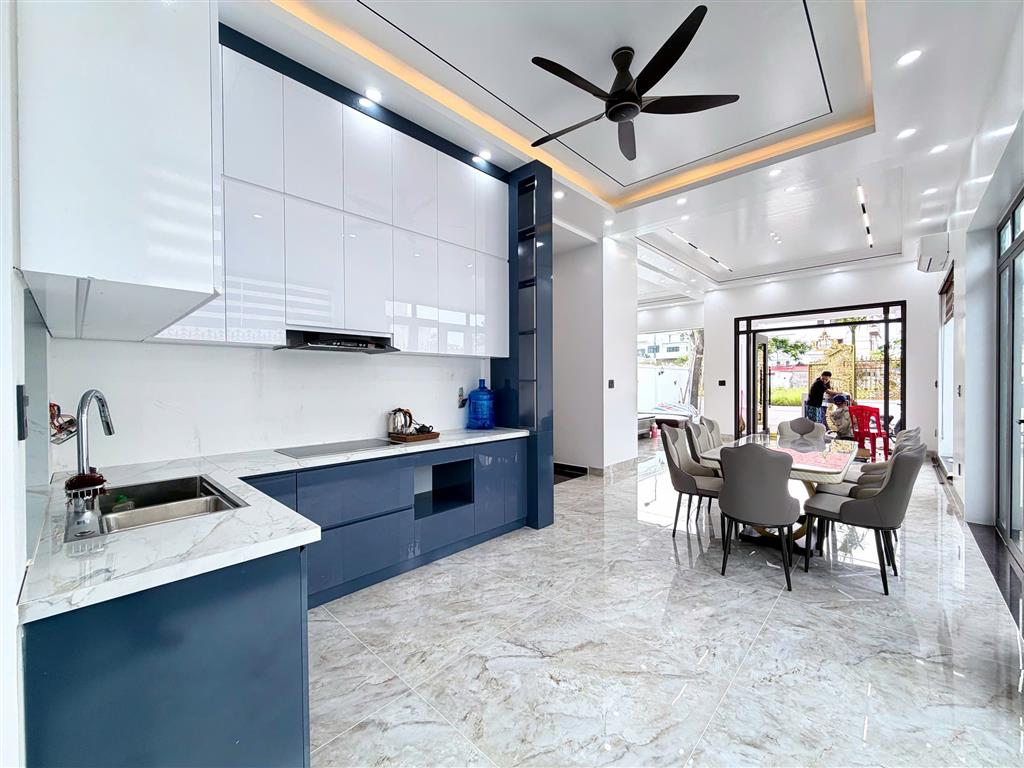 NHÀ XÂY MỚI KHU TĐC VINHOMES RIVERSIDE – HỒNG BÀNG