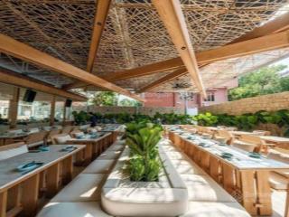 20x40m cho thuê mặt bằng 1200m2 vip nguyễn trãi q1 nhà hàng zumwhere