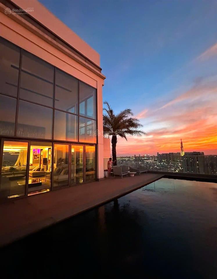 Cho thuê penthouse gateway quận 2, diện tích 584m2, view sông panorama, full nội thất, sân vườn