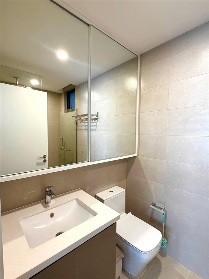 Cho thuê q2 thảo điền 2pn, full nội thất, 69m2, view city, trống sẵn ở liền, 35 triệu bao phí
