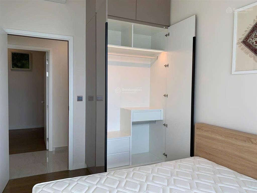 Cho thuê q2 thảo điền 3pn, layout lớn 101m2, view sông, full nội thất cao cấp, giá hợp lý
