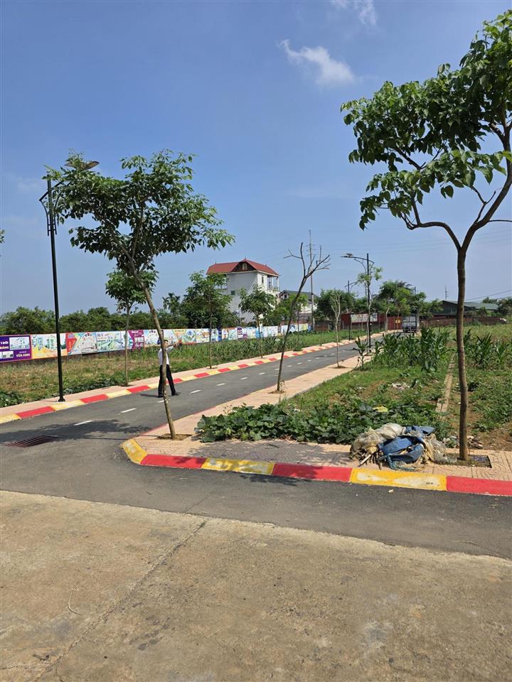 Chính chủ bán đất nền. 100m2 tại phú cát