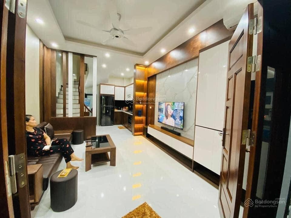 Siêu hiếm  căn nhà dưới 10 tỷ khu hoàng hoa thám  thông vĩnh phúc  đối diện trường học