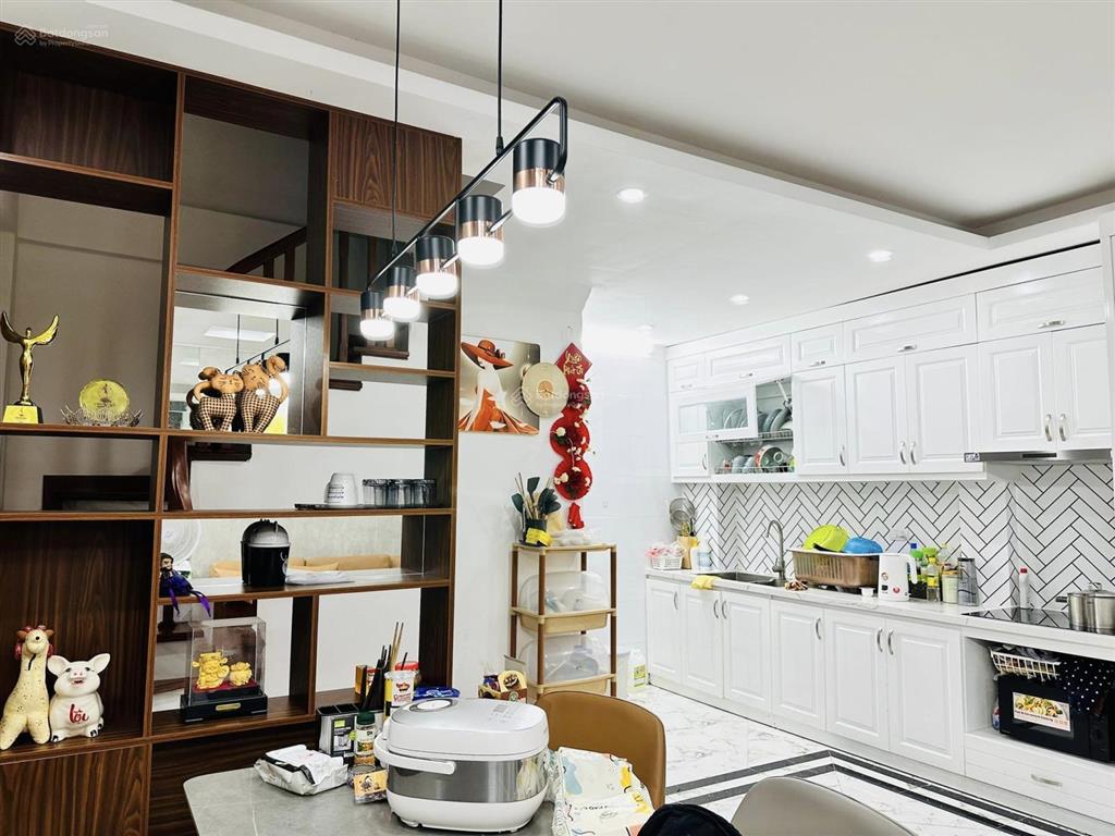 Bán nhà phan kế bính, ngõ thông thoáng, gần ô tô, nguyên bản dân xây, nhà đẹp ở ngay