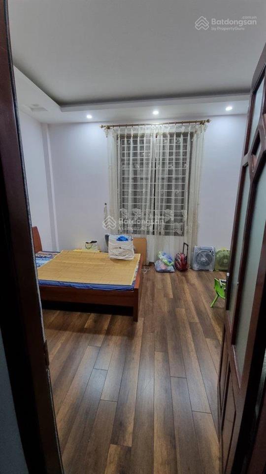 Hot! bán nhà phố quần ngựa, ngõ nông to thoáng, nhà dân xây còn đẹp ở ngay, 41m2 chỉ 9 tỷ