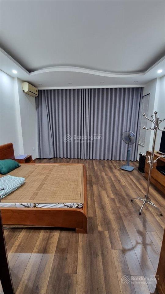 Hot! bán nhà phố quần ngựa, ngõ nông to thoáng, nhà dân xây còn đẹp ở ngay, 41m2 chỉ 9 tỷ