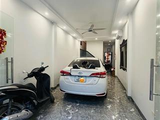 Nhà ba đình khu phân lô vỉa hè gara oto 55m2 5 tầng thang máy gần hồ ở ngay 19.5 tỷ
