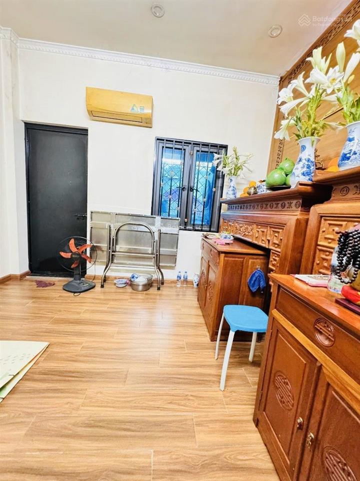 Hiếm đống đa 32m2 5 tầng 3.8m mặt tiền ngõ nông gần phố nhà đẹp ở ngay 8 tỷ