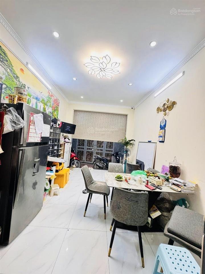 Hiếm đống đa 32m2 5 tầng 3.8m mặt tiền ngõ nông gần phố nhà đẹp ở ngay 8 tỷ