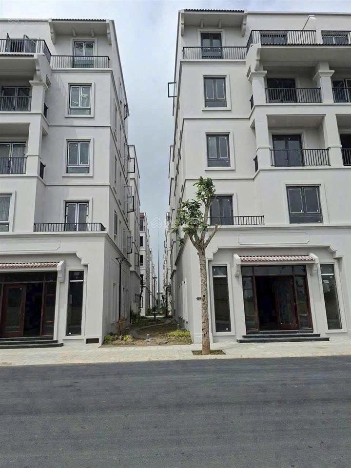 Năng hải villas  bán nhanh căn liền kề sổ lâu dài 63m2 giá tốt nhất vinhomes global gate cổ loa