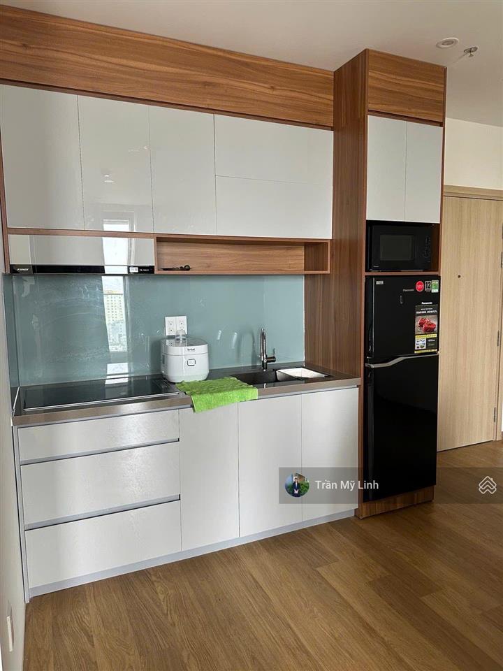 Chính chủ cần cho thuê tầng trung tòa p1 tại cosmo residence, giá chỉ 22tr/tháng