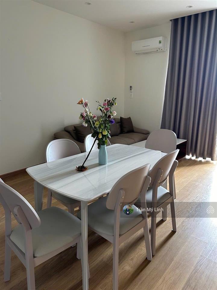 Chính chủ cần cho thuê tầng trung tòa p1 tại cosmo residence, giá chỉ 22tr/tháng