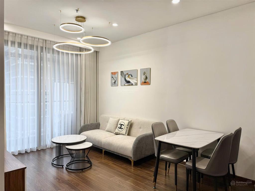 Cho thuê cc 2pn, 2wc, 20 triệu, 72m2 tại sky park residence, cầu giấy, hà nội