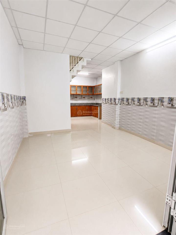 Tân phú  bán nhà 2 tầng ngay bệnh viện tân phú  36m2  nhỉnh 3 tỷ xíu
