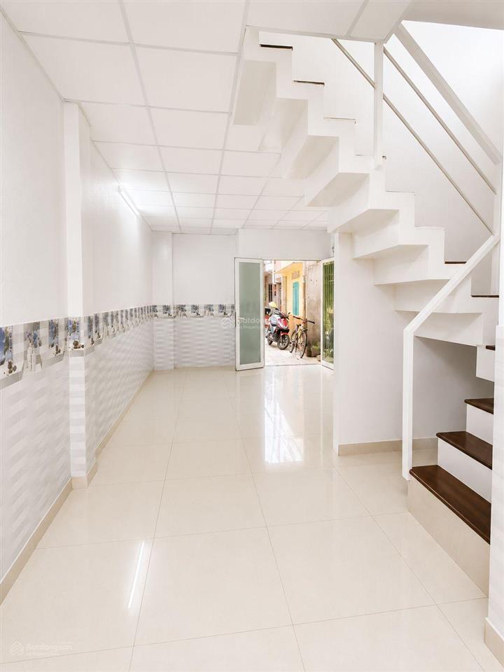 Tân phú  bán nhà 2 tầng ngay bệnh viện tân phú  36m2  nhỉnh 3 tỷ xíu