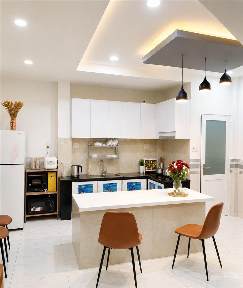 Tân phú  bán nhà 2 tầng ngay bv tân phú  52m2 nở hậu  nhỉnh 4 tỷ xíu