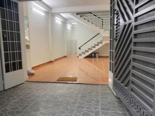Tân phú  nhà 2 tầng ngay aeon mall  oto đỗ cửa  dt lớn 50m2 nở hậu nhẹ  chỉ 5x tỷ