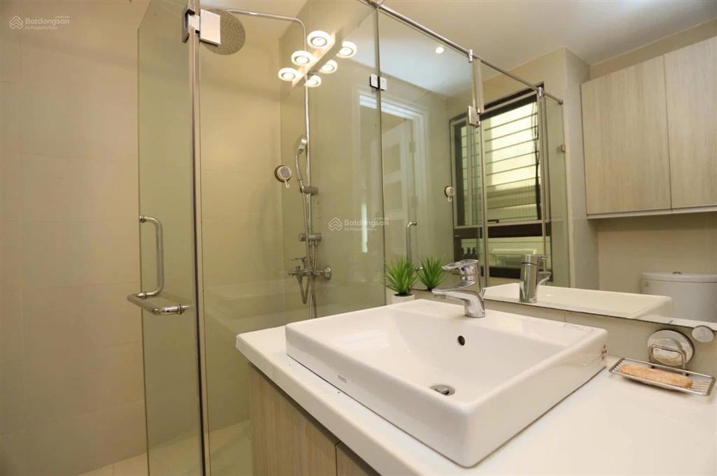 Trích sài vừa ở lại có dòng tiền  ô tô đỗ cửa  view hồ tây cực xịn  100m2  53 tỷ.