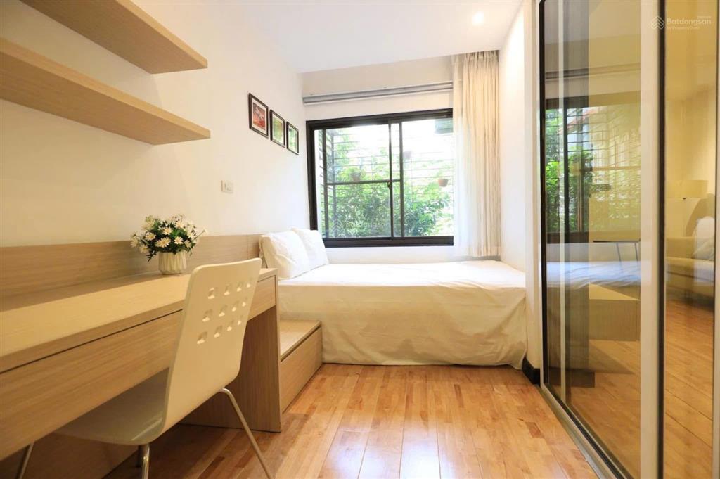 Trích sài vừa ở lại có dòng tiền  ô tô đỗ cửa  view hồ tây cực xịn  100m2  53 tỷ.