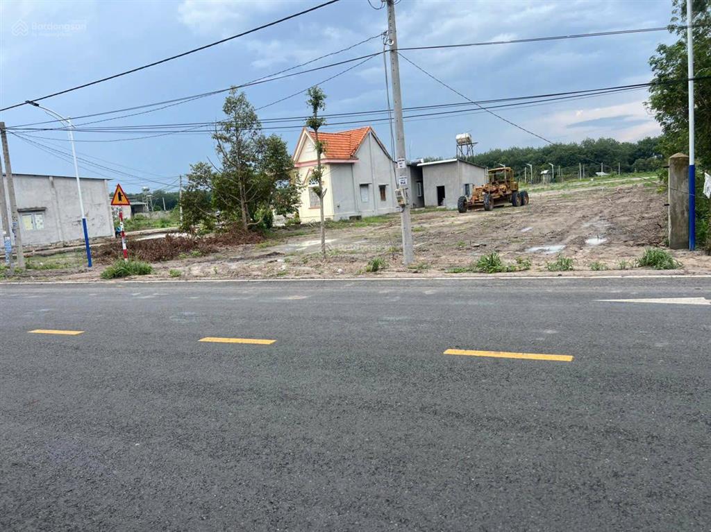 Chính chủ gửi bán lô đất 500m², giá 796 triệu, ngay mặt tiền đường cao bá quát  chơn thành