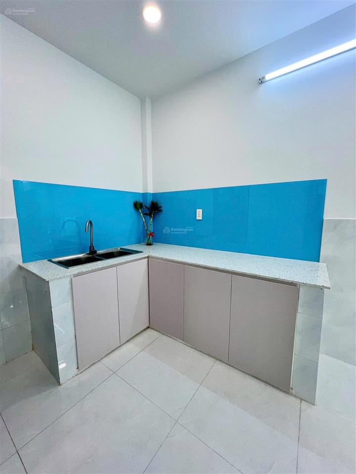 Nhà mới nở hậu 4x9m 1 trệt 1 lầu 2pn 2wc giá chỉ 4.1 tỷ giáp aeon tân phú