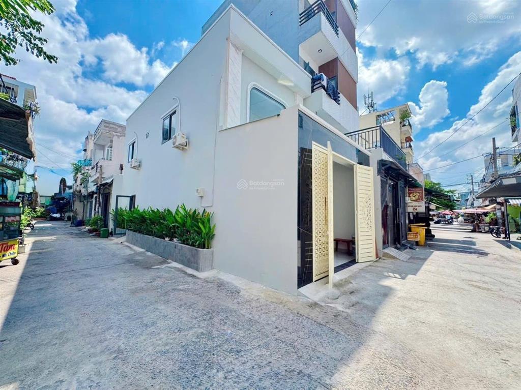 Nhà mới 5x14m hẻm 7m 3pn 4wc gara giá 6 tỷ, giáp aeon tân phú
