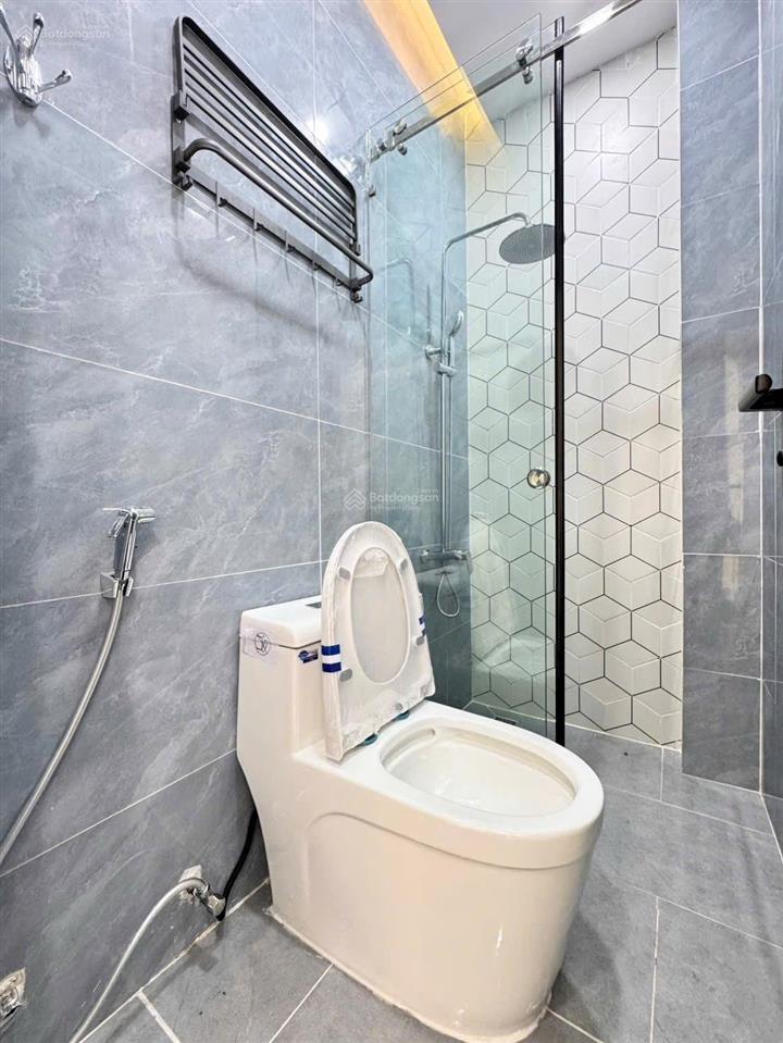 Bình tân nhà đẹp hoàn thiện, hẻm 5m thông, 4x11m, 3pn, giá 4,98 tỷ tl