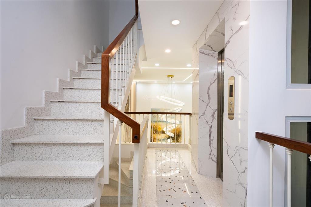 Bán nhà mặt tiền gò vấp vị trí đẹp, gần đại học cn2, đang cho thuê sẵn dòng tiền