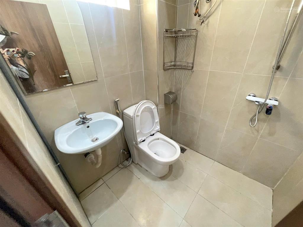 Cho thuê chcc tại ngõ 49 trần đăng ninh, dịch vọng, cầu giấy 85m2, 3n, 2vs, full