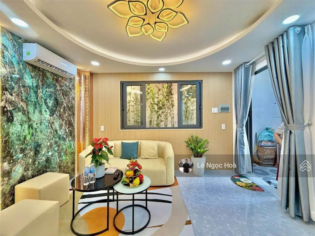 Bạch đằng giảm 600 triệu 4 tầng full nội thất chỉ 5.4 tỷ