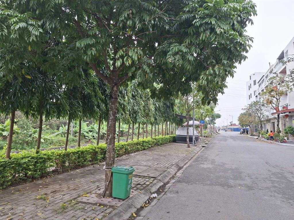 Bán nhà 50m2 xây thô 4 tầng hoàn thiện mặt ngoài lô 29 kđt mới him lam hùng vương, giá 4,1 tỷ