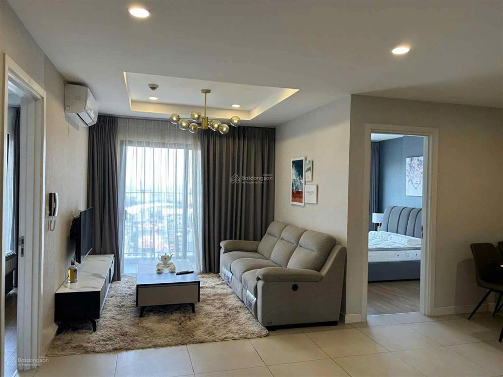 Đông nam rẻ nhất kosmo. chỉ 9.x tỷ căn 84m2 view hồ tây siêu đẹp. 0983 191 ***