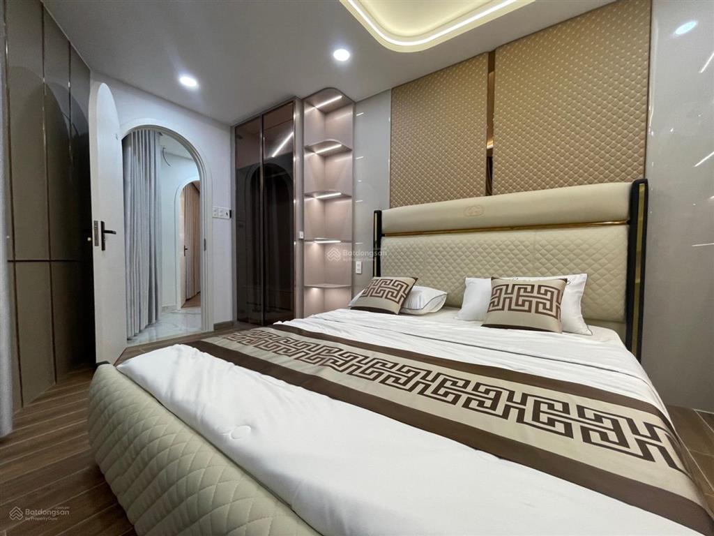 Phạm văn chiêu 55 m², 3 tầng sân thượng 4pn 6 wc nhỉnh 5 tỷ