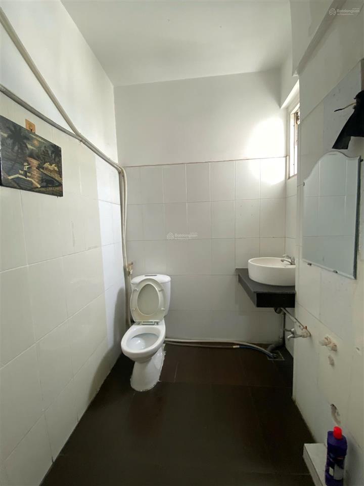 2mt 39 đinh công tráng ngang 8x18 8 tầng 1000m2 thang máy