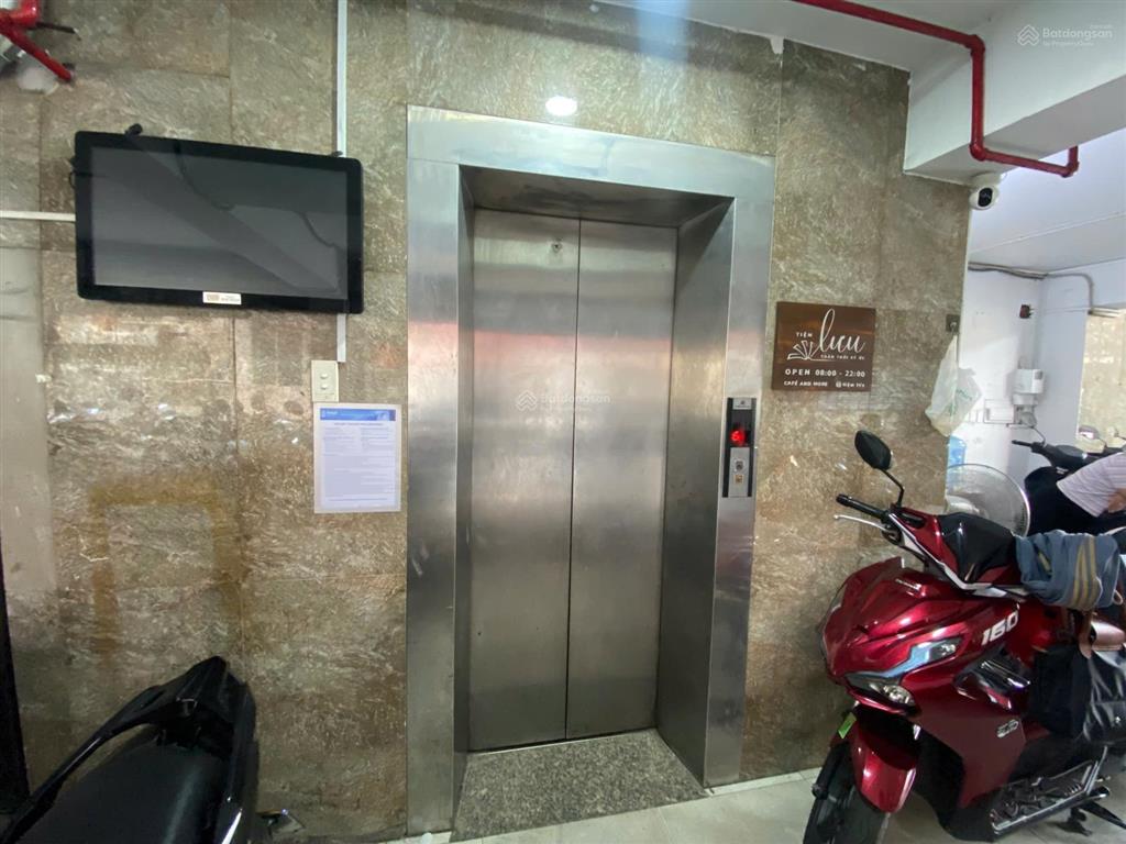 2mt 39 đinh công tráng ngang 8x18 8 tầng 1000m2 thang máy
