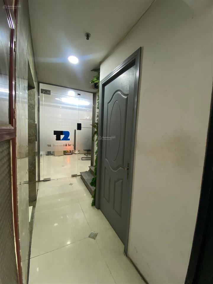 2mt 39 đinh công tráng ngang 8x18 8 tầng 1000m2 thang máy