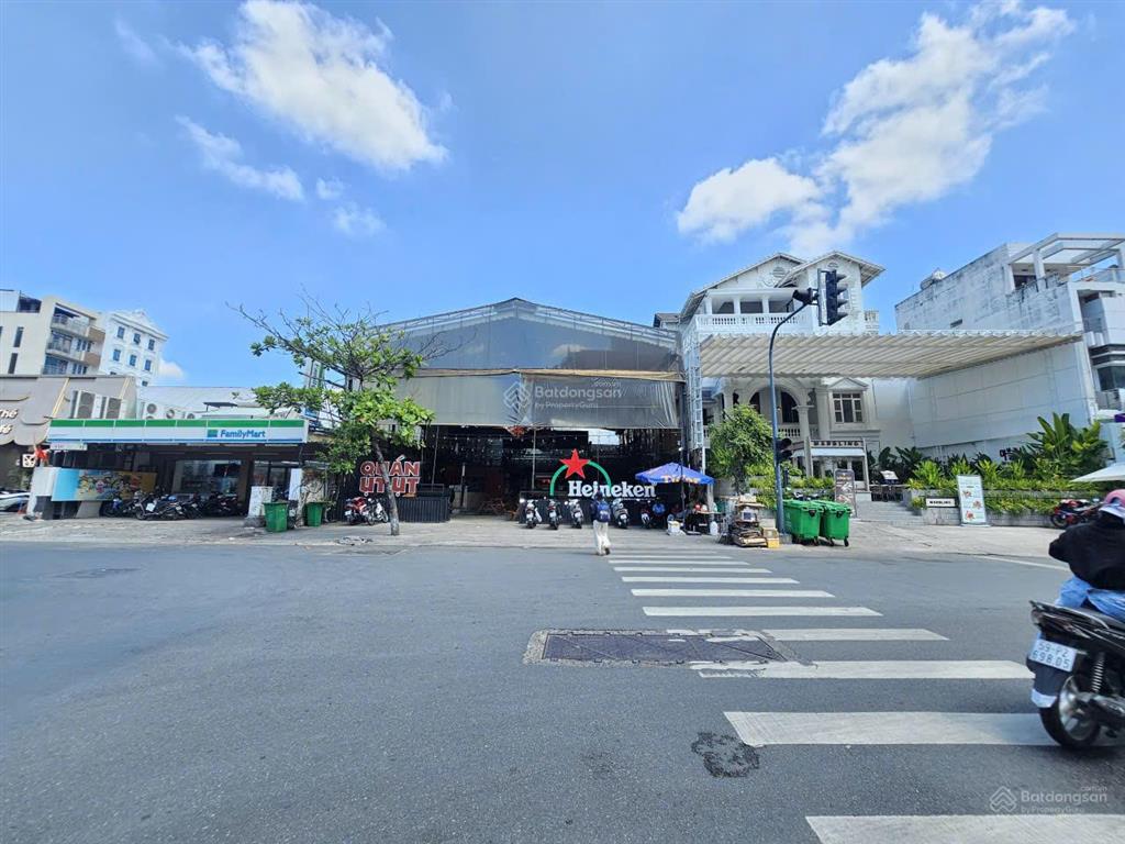 Mt ngang 20m/600m2 nguyễn văn trỗi ngay góc ngã tư