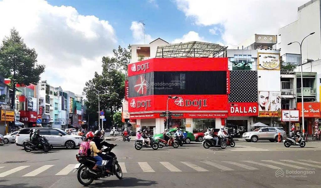 Cho thuê nhà góc 2mt 231 đường 3/2  lê hồng phong quận 10